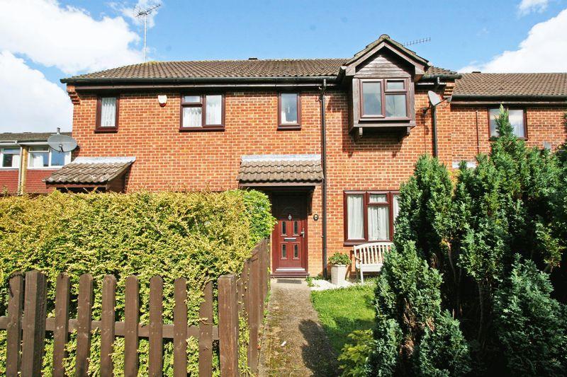 Langtons Meadow, Farnham Common, Buckinghamshire SL2 3 bed terraced
