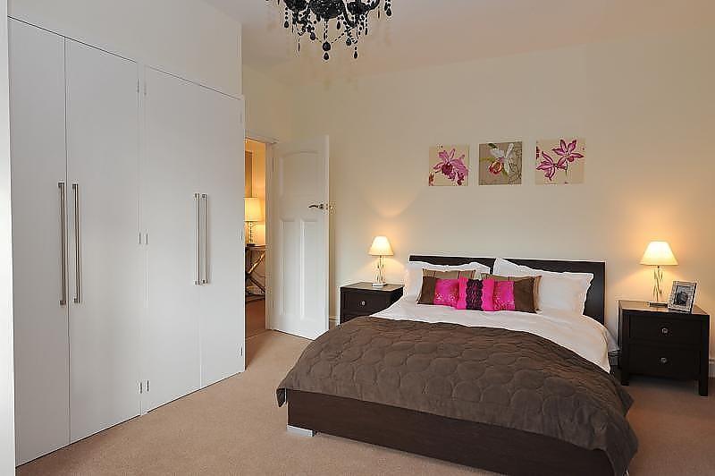 Bedroom 1 (b)