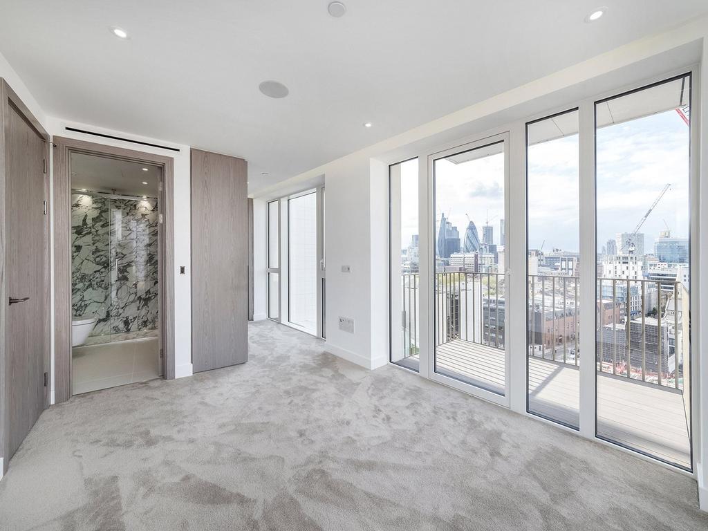 Admiralty House, E1w