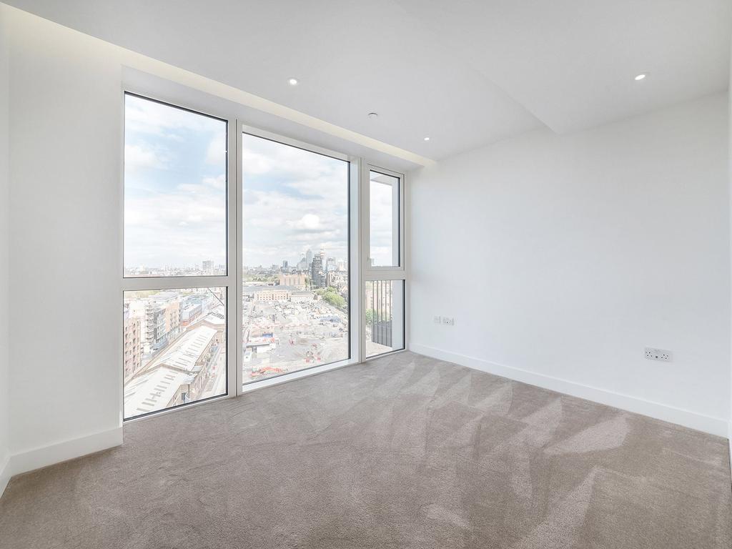Admiralty House, E1w
