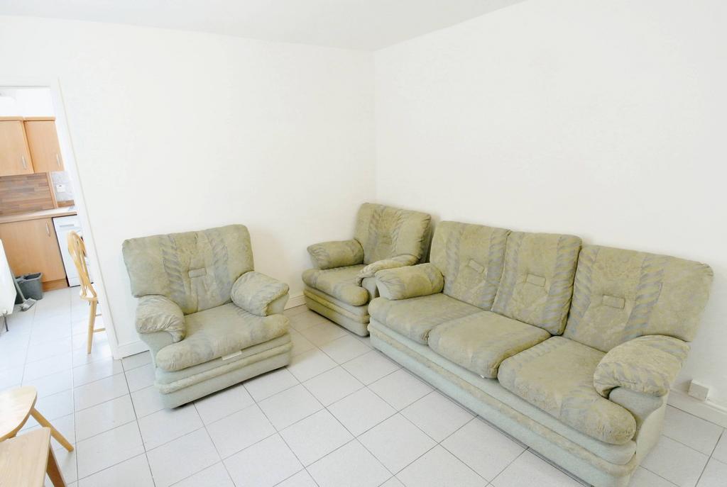 Apartment in London - View 3