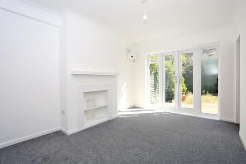 2 bedroom maisonette for sale, York Close, Hanwell, W7