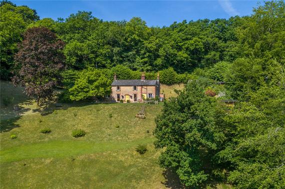 Hammer Lane Grayshott Hindhead Surrey 4 Bed Detached House