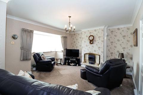 3 bedroom semi-detached house for sale, Yew Tree Road, Shelfield