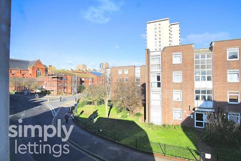 2 bedroom flat to rent, Wyndham Street, Brighton