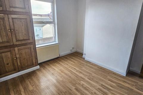 2 bedroom apartment to rent, Elm Avenue, Mapperley Park, Nottingham, NG3 4GF