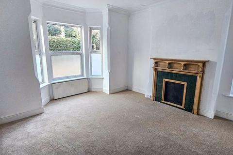 2 bedroom apartment to rent, Elm Avenue, Mapperley Park, Nottingham, NG3 4GF