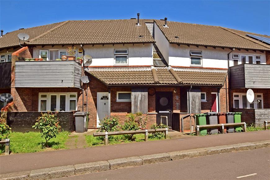 Exmouth Road, Walthamstow, London 1 bed flat £275,000