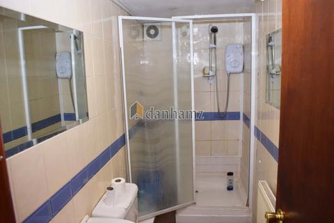1 bedroom house to rent, 36a Woodsley Road University Area Leeds West Yorkshire