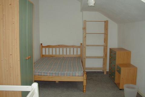 undefined, 38 Harold Mount Hyde Park Leeds West Yorkshire
