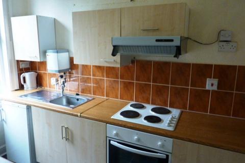 1 bedroom house to rent, Flat 3, 171 Hyde Park Road Hyde Park  Leeds West Yorkshire