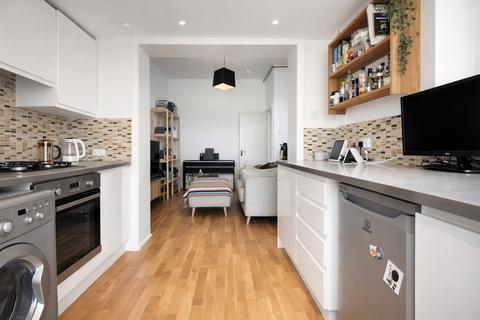1 bedroom flat to rent, Mayton Street, Islington, N7