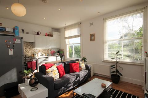 2 bedroom flat to rent, Hartham Road, Islington, N7