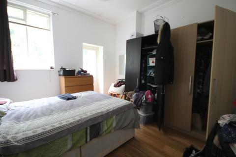 2 bedroom flat to rent, Mount Pleasant Villas, Stroud Green, N4
