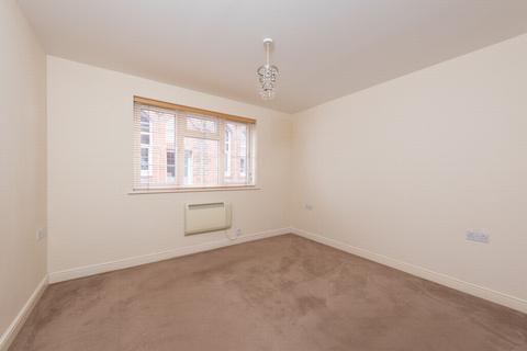 1 bedroom maisonette to rent, Alexandra Road, Farnborough, GU14