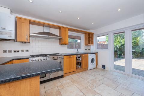 undefined, Cross Street, Farnborough, GU14