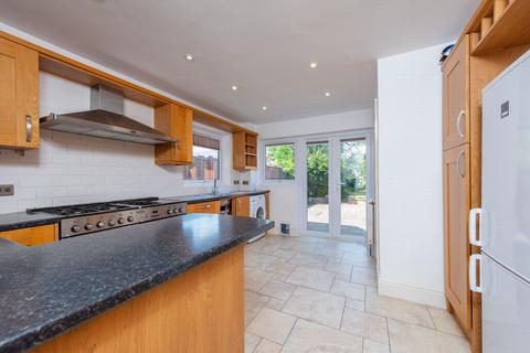undefined, Cross Street, Farnborough, GU14