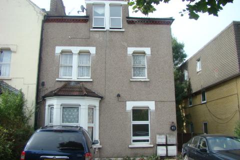 2 bedroom flat for sale, Oliver Grove, South Norwood, SE25