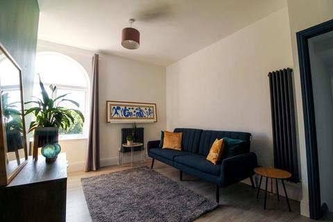 1 bedroom flat to rent - Victoria Park, Rusholme M14
