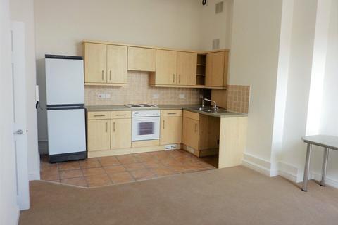 2 bedroom apartment to rent, Russell Street, Stroud, Gloucestershire, GL5