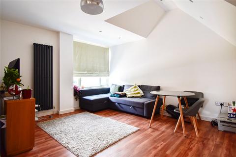2 bedroom apartment to rent, Coleridge Road, Cambridge, CB1