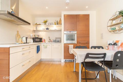 1 bedroom apartment to rent - Sirius House, Celestia, Cardiff Bay