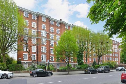3 bedroom apartment to rent, Bronwen Court,  St John`s Wood,  NW8