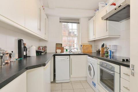 3 bedroom apartment to rent, Bronwen Court,  St John`s Wood,  NW8