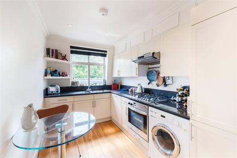 3 bedroom flat to rent, Cranley Gardens, London
