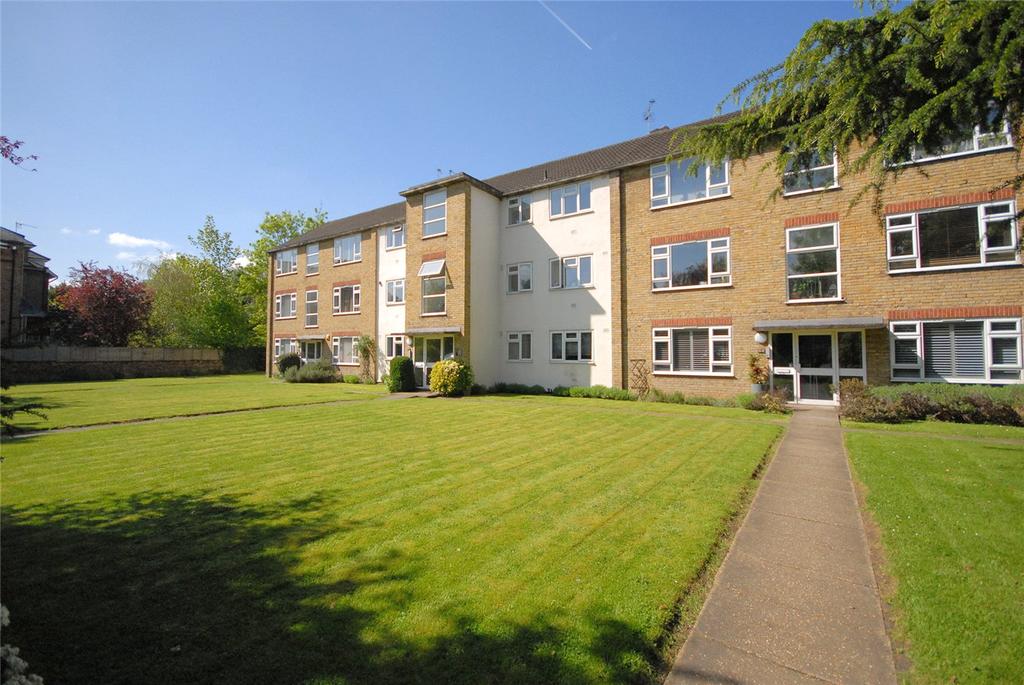 Pilgrims Court, Kidbrooke Grove, Blackheath, London, SE3 1 bed