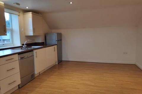 1 bedroom apartment to rent, Brighton Road, Redhill