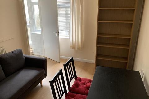 1 bedroom flat to rent - Flat 9a Mill Street, CV31 1ES