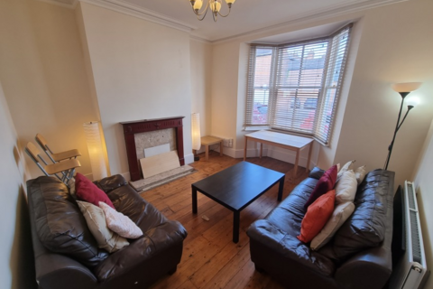 6 bedroom terraced house to rent - 4 Oxford Street, Leamington Spa