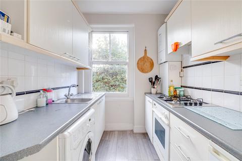 2 bedroom apartment to rent, Vera Road, Fulham, London, SW6