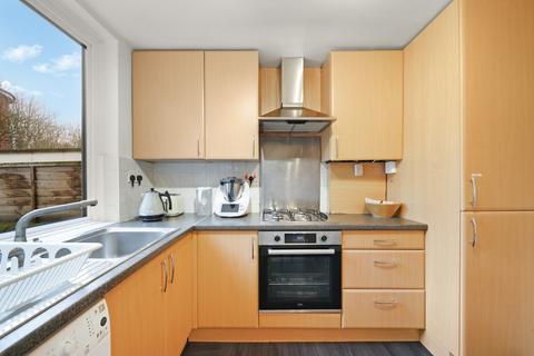 2 bedroom flat to rent, Adamson Road, Swiss Cottage, London, NW3