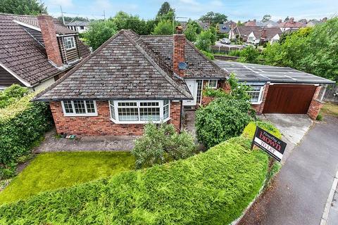 3 bedroom bungalow to rent, Mossley Court, Congleton