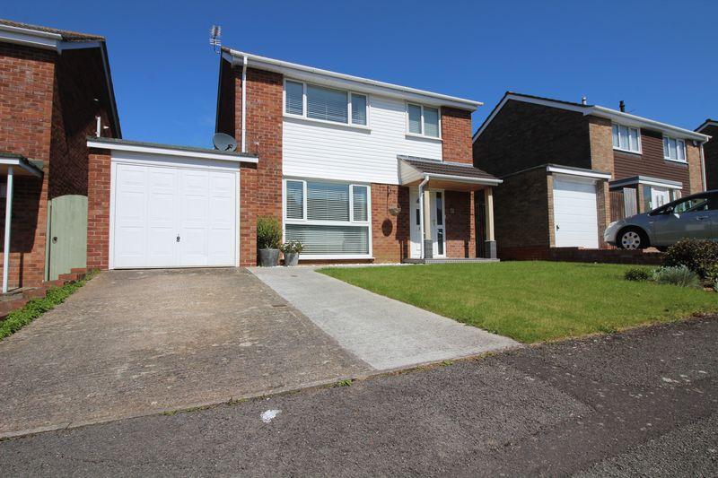 Ash Hayes Drive, Nailsea 4 bed detached house £405,000
