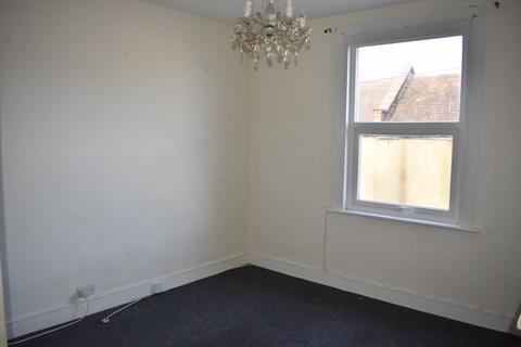 2 bedroom maisonette to rent - Pall Mall, Leigh-On-Sea