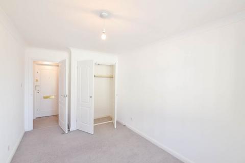 1 bedroom flat to rent, Tubbenden Lane South, Farnborough