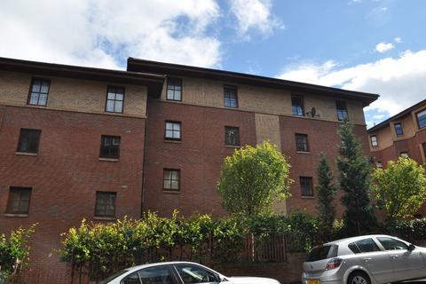 2 bedroom flat to rent, Oban Drive, Flat 2/2, North Kelvinside, Glasgow, G20 6AF