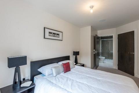 2 bedroom apartment to rent, East Drive, Colindale, London