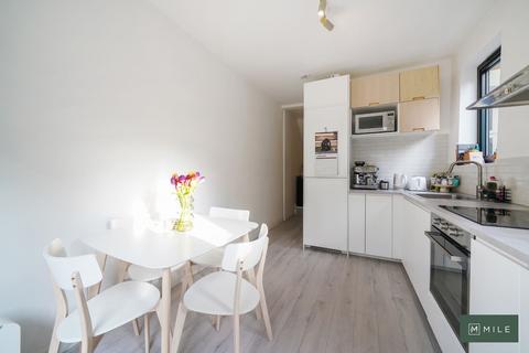 1 bedroom ground floor flat to rent, Napier Road, Kensal Green NW10