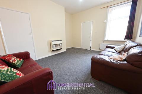 2 bedroom ground floor flat to rent, Ladykirk Road, Benwell NE4