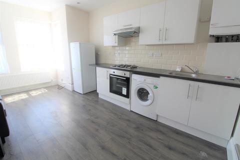 undefined, Turners Hill, Cheshunt