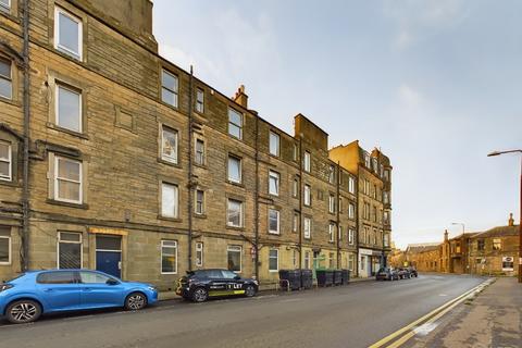 Studio to rent, Salamander Street, Leith, Edinburgh, EH6