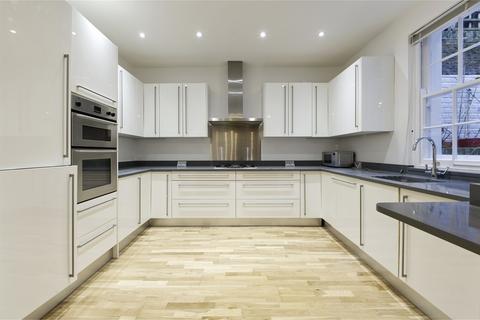 3 bedroom flat to rent, Ledbury Road, London, W11