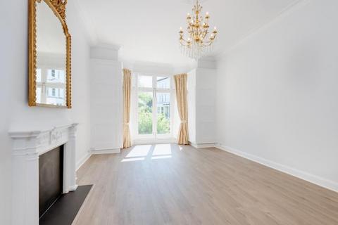 3 bedroom apartment to rent, Belsize Park, Hampstead, London, NW3