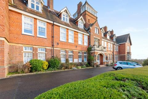 2 bedroom flat to rent, Caxton Lane, Oxted, Surrey, RH8