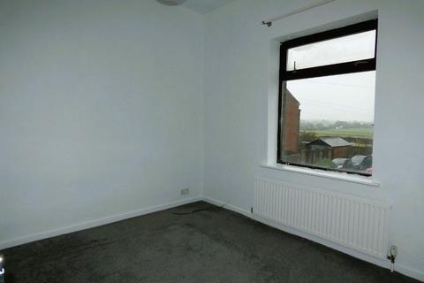 2 bedroom terraced house to rent, Drighlington BD11