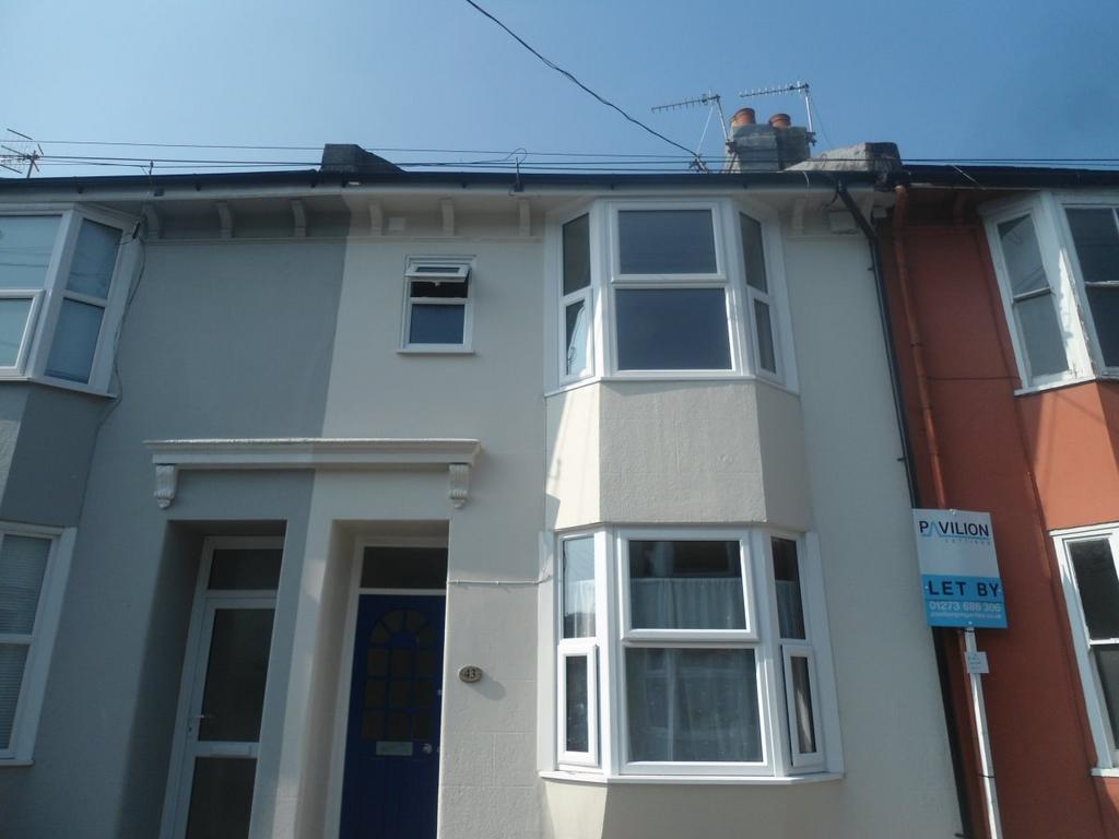 5 Bedroom Terraced House